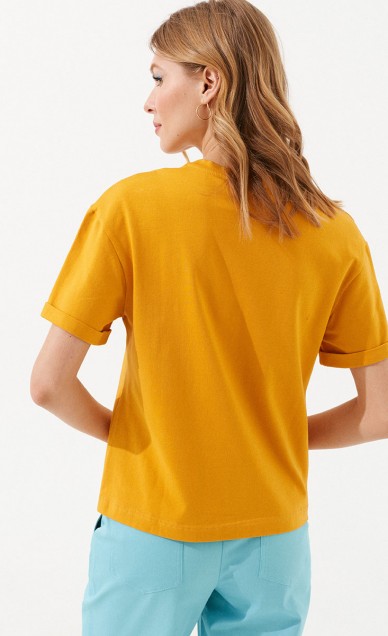Блузы. Рубашки, VIZANTI 2029 горчичный пайетки, горчичный с пайетками